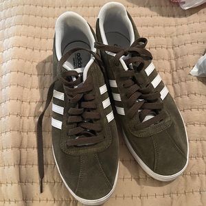 Adidas Neo sneakers 9.5